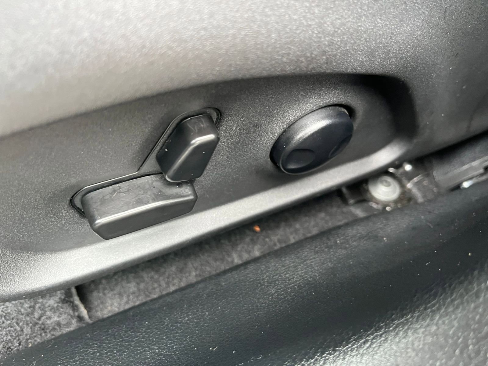 Thumbnail: 2025 Jeep Compass - 23