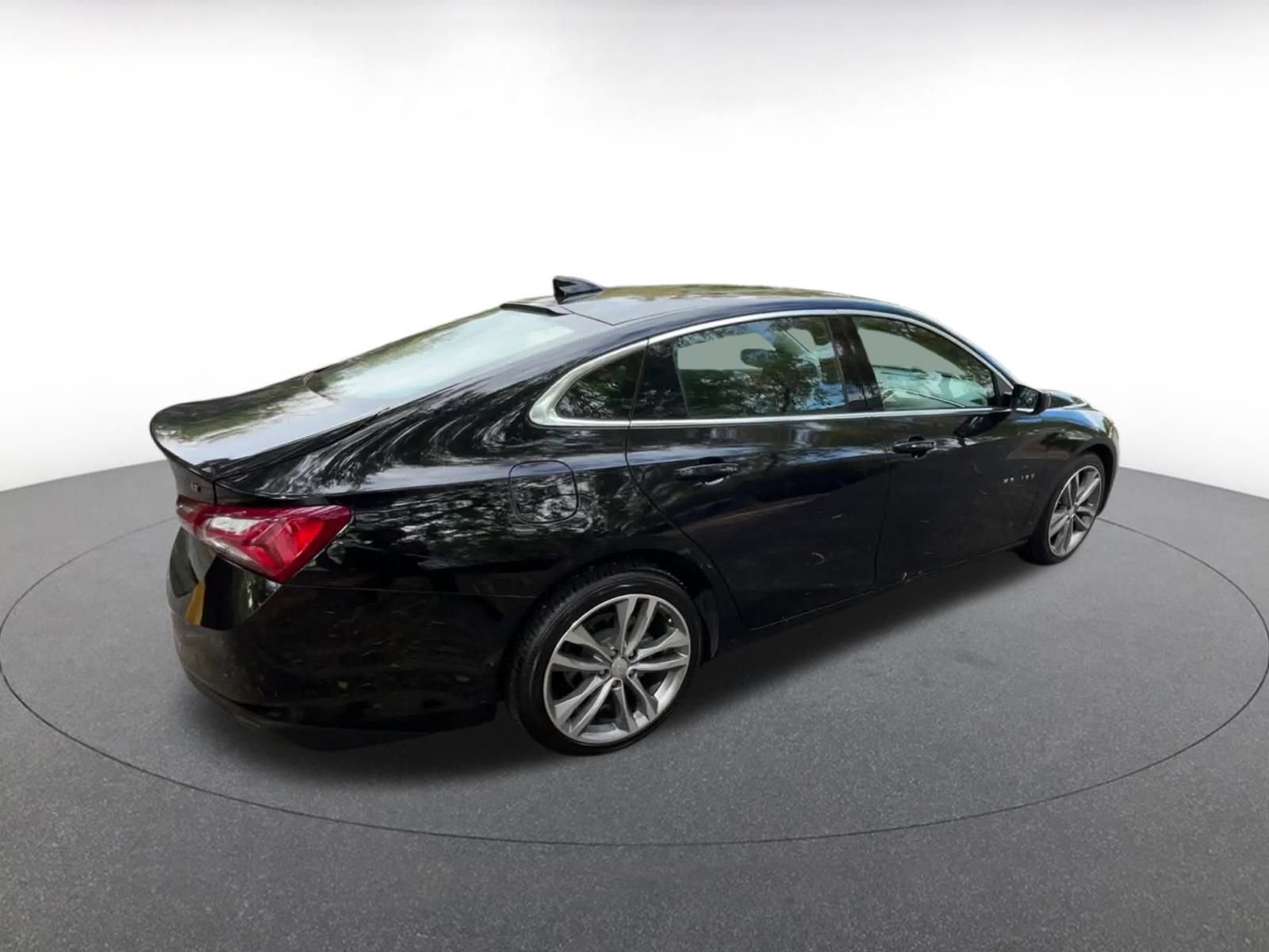 Thumbnail: 2024 Chevrolet Malibu - 15
