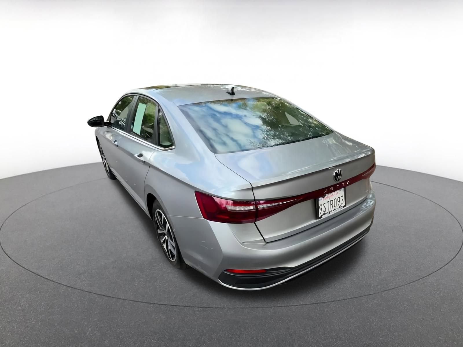 Thumbnail: 2025 Volkswagen Jetta - 11