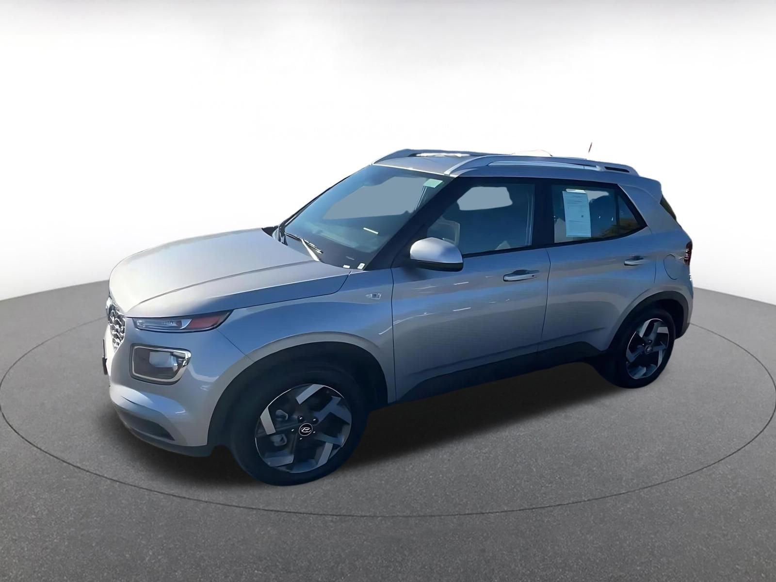 Thumbnail: 2025 Hyundai Venue - 8