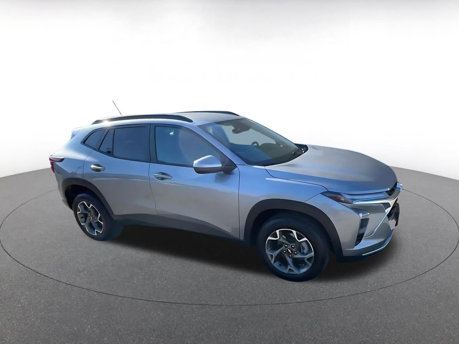 Thumbnail: 2025 Chevrolet Trax - 2