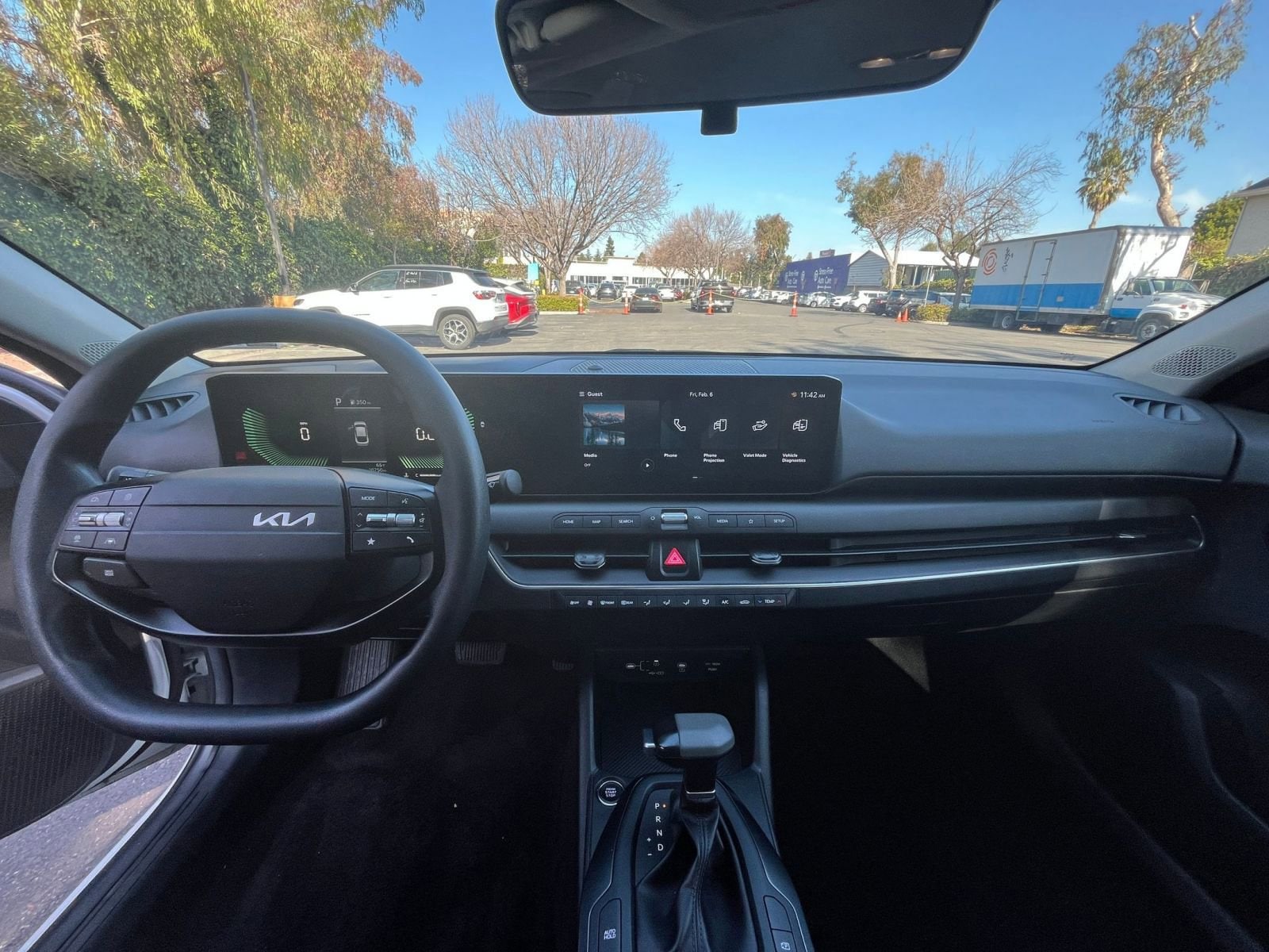 Thumbnail: 2025 Kia K4 - 32