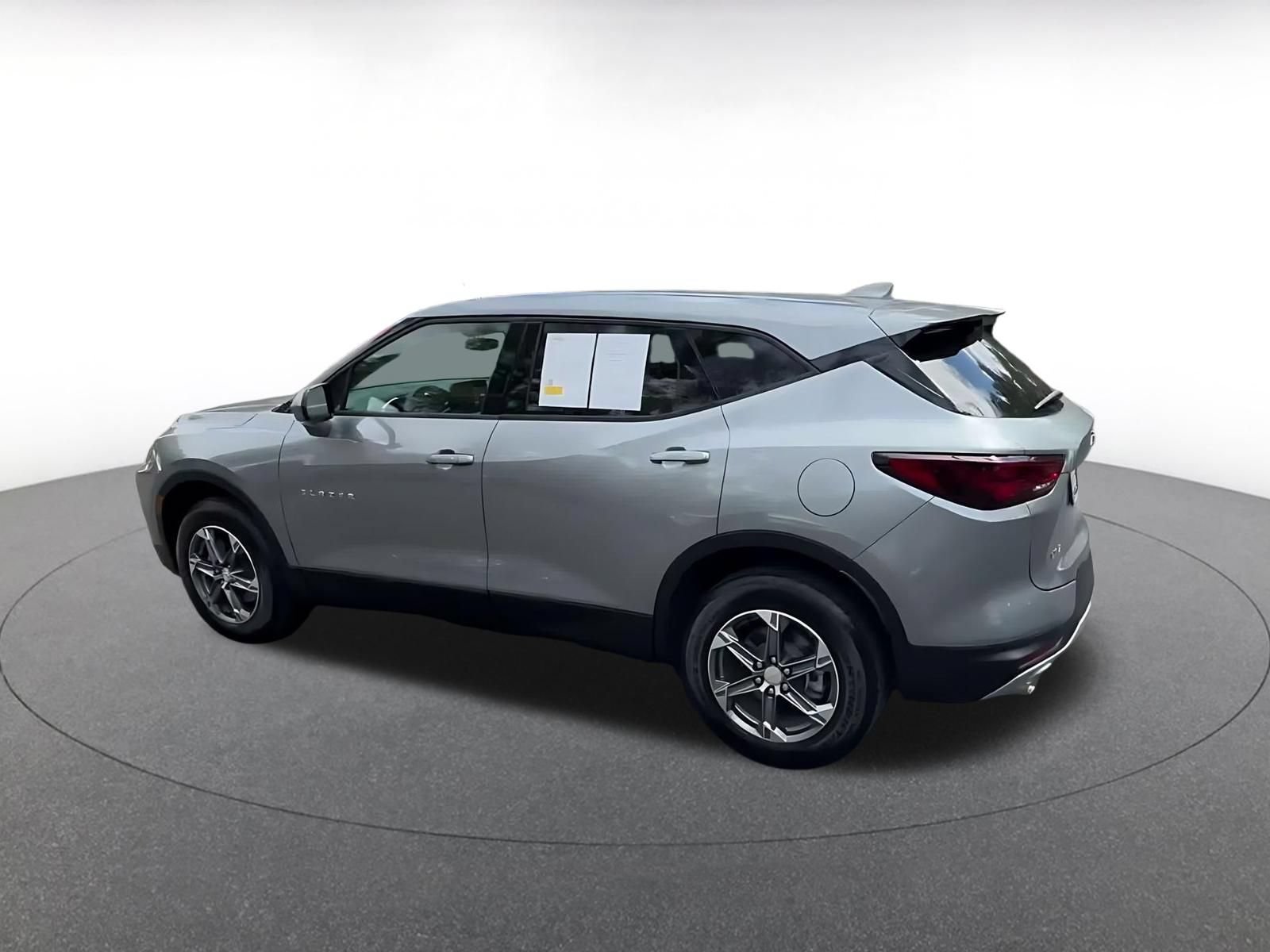 Thumbnail: 2026 Chevrolet Blazer - 9