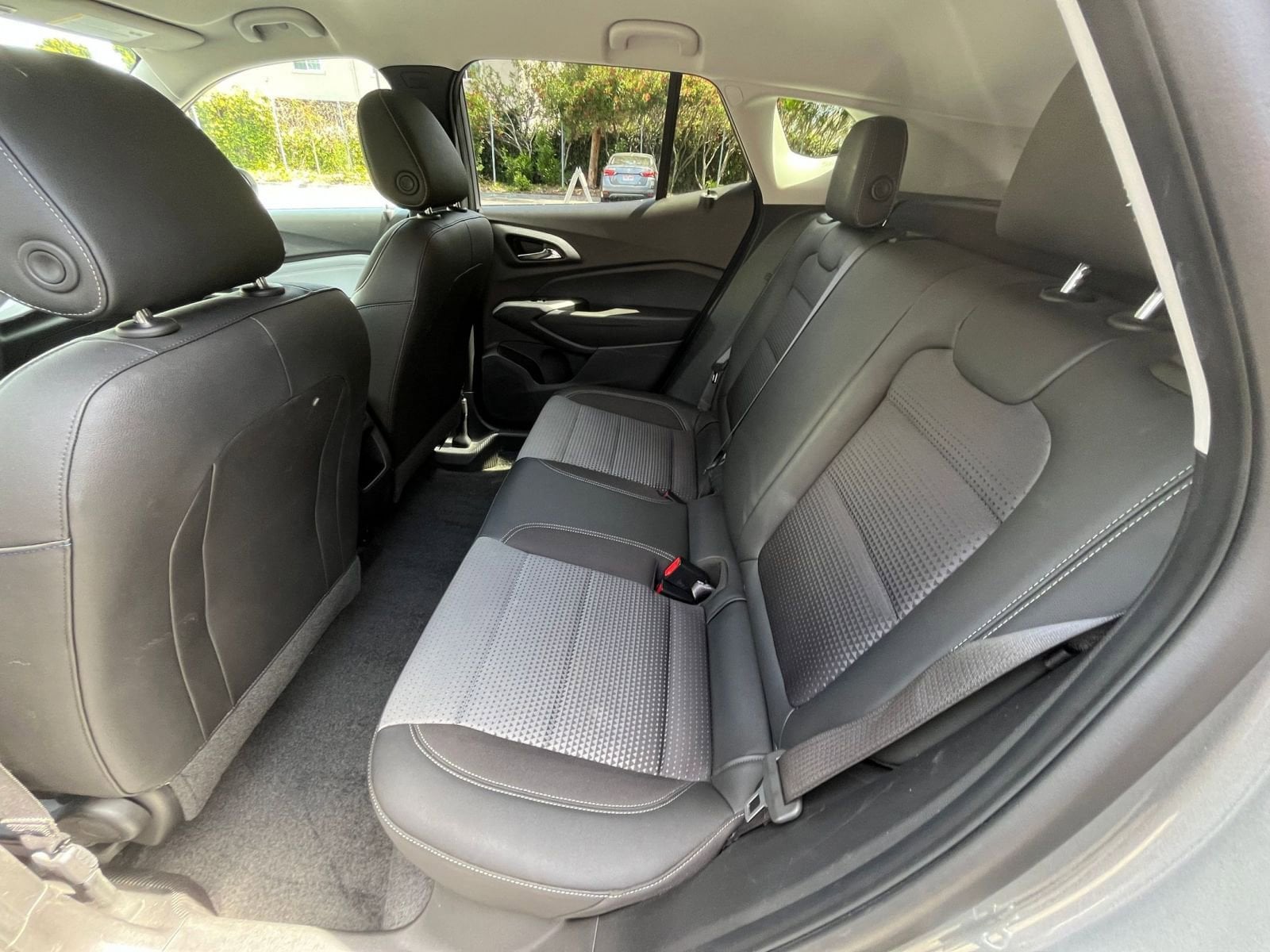 Thumbnail: 2025 Chevrolet Trax - 24