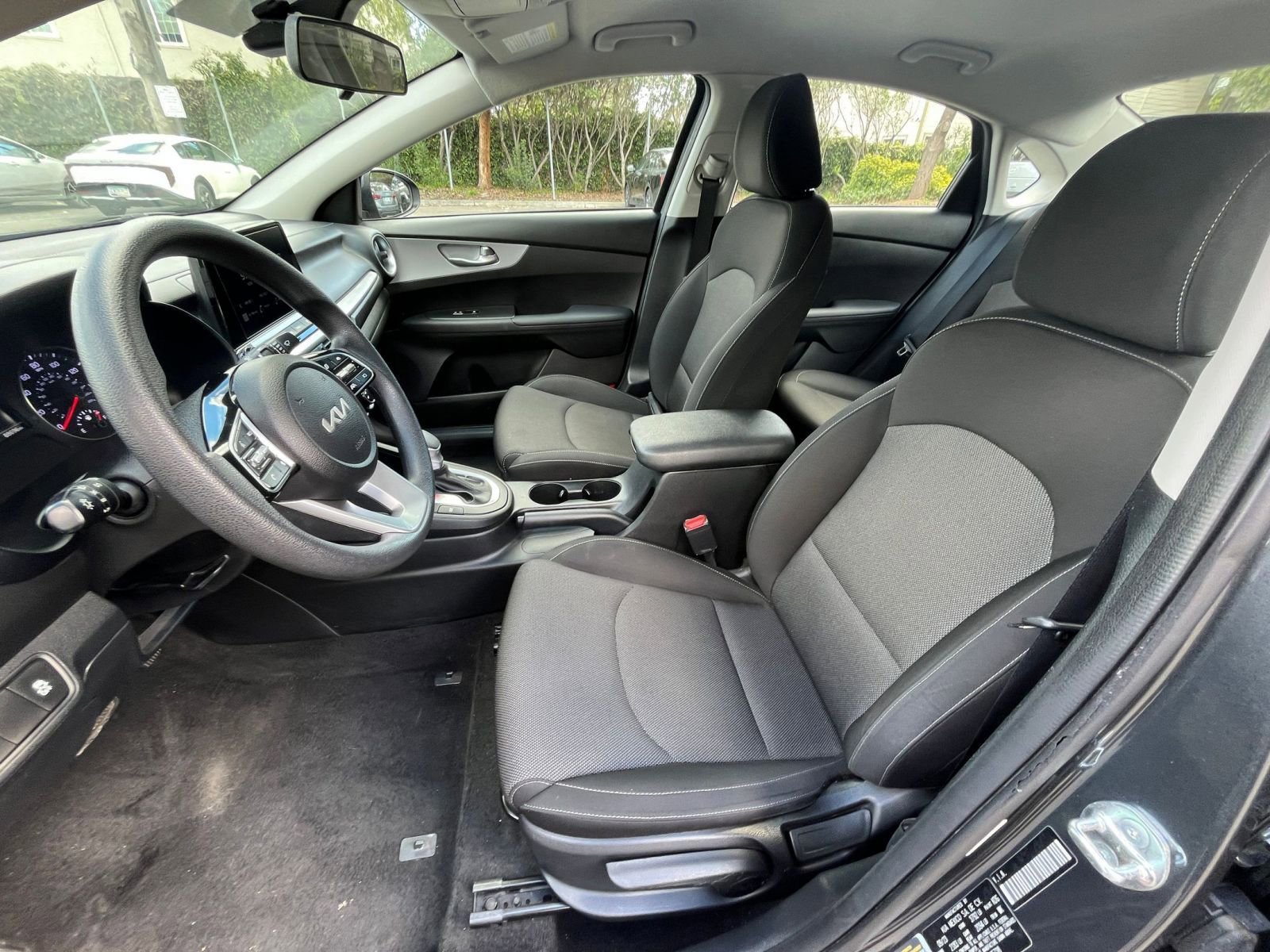 Thumbnail: 2024 Kia Forte - 24