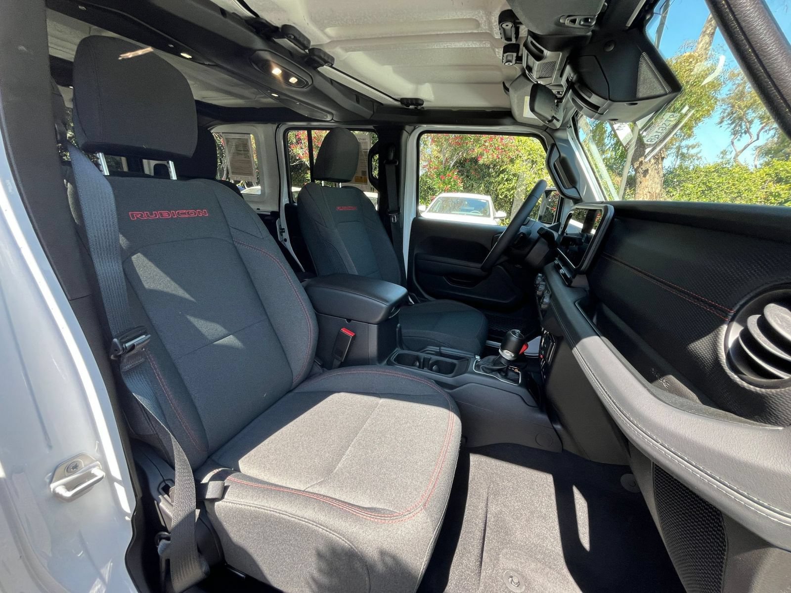 Thumbnail: 2025 Jeep Wrangler - 35