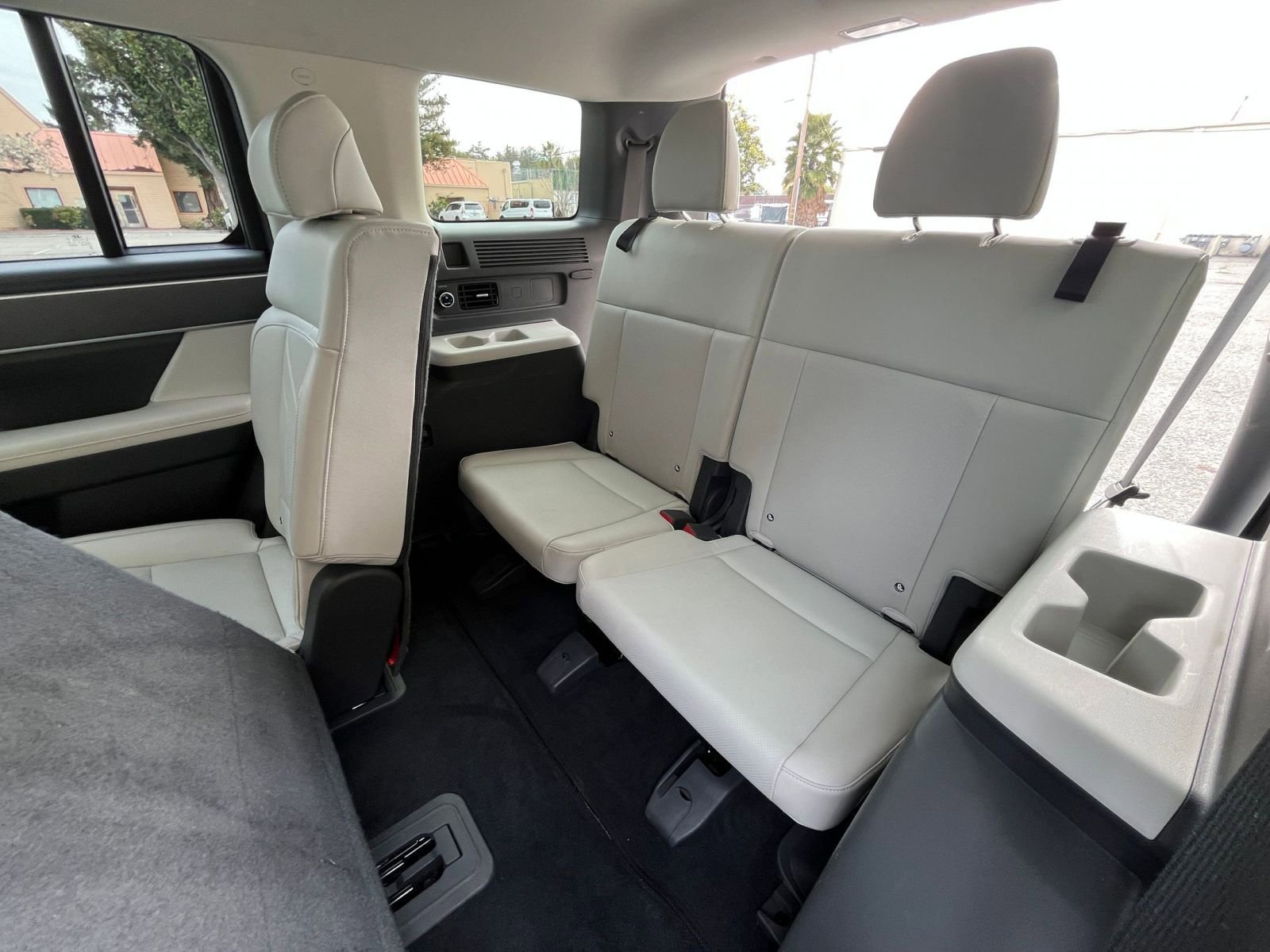 Thumbnail: 2025 Hyundai Santa Fe - 30