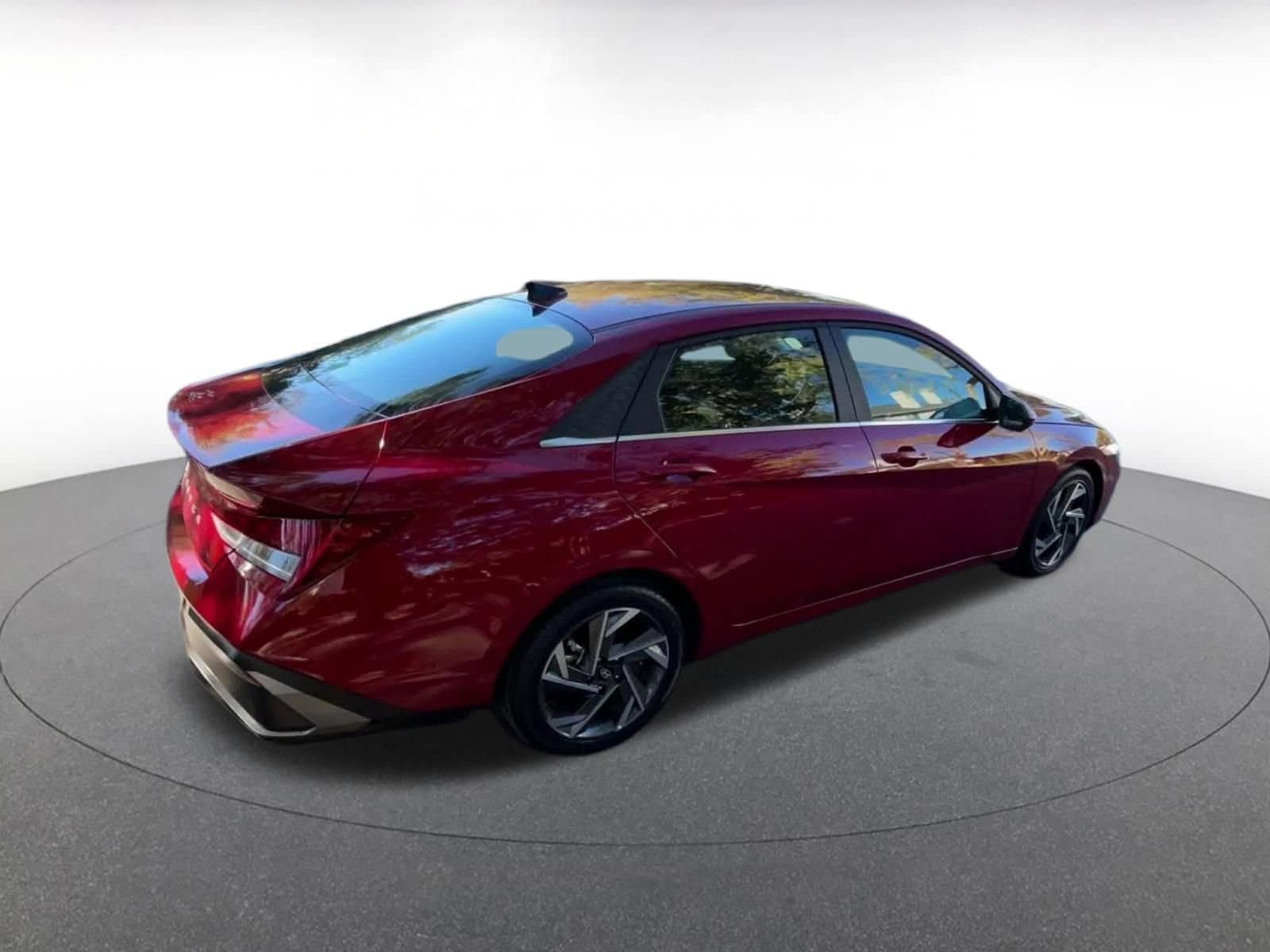 Thumbnail: 2025 Hyundai Elantra - 15