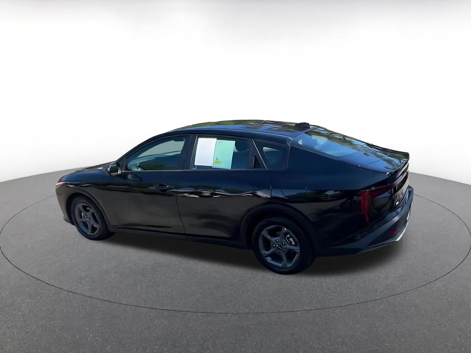 Thumbnail: 2025 Kia K4 - 10