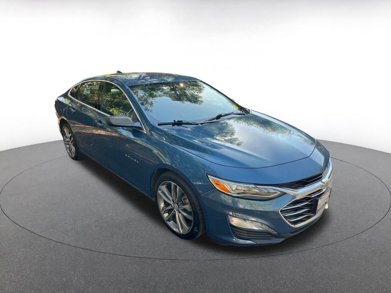 Thumbnail: 2024 Chevrolet Malibu - 1