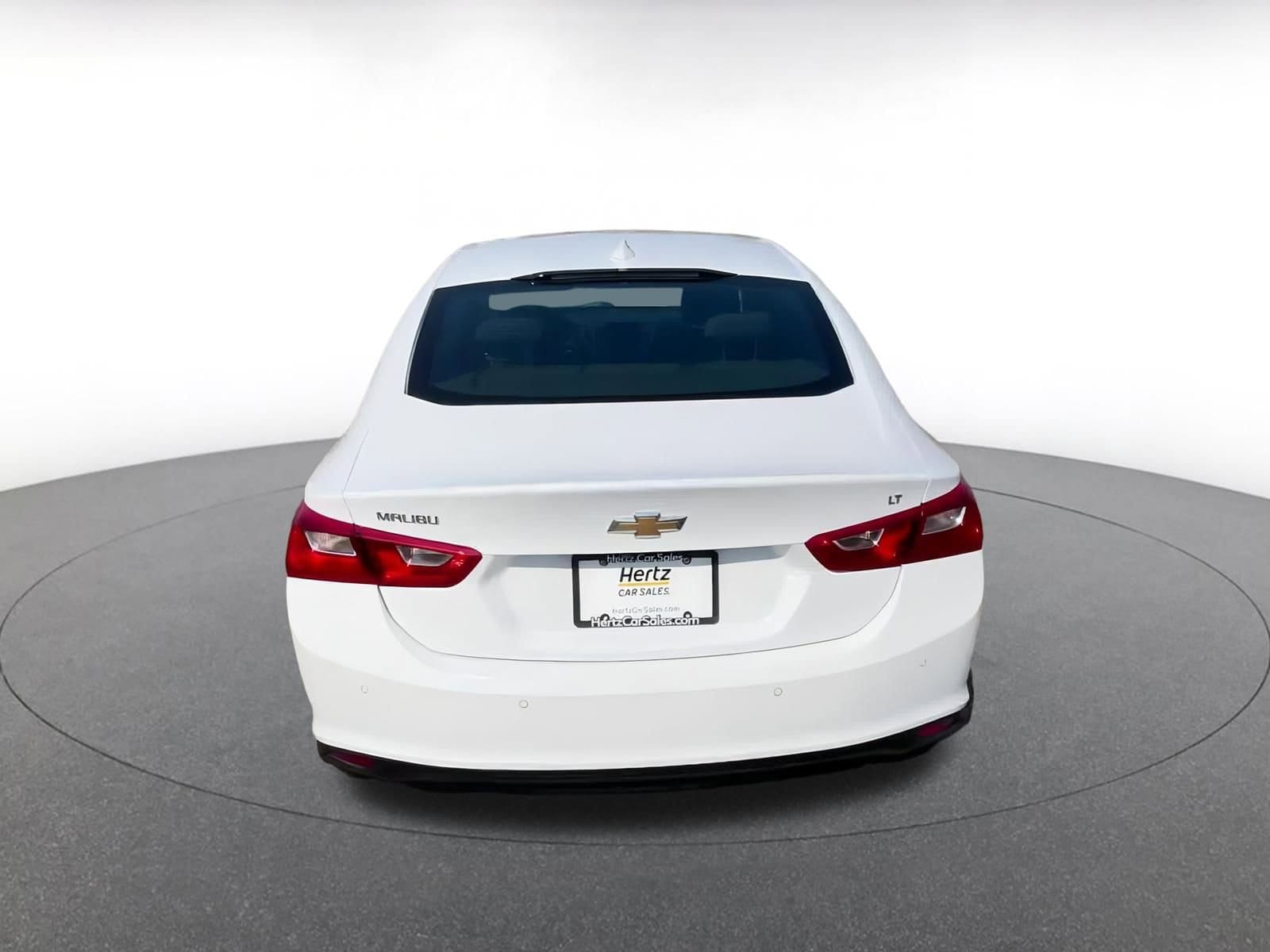 Thumbnail: 2023 Chevrolet Malibu - 12