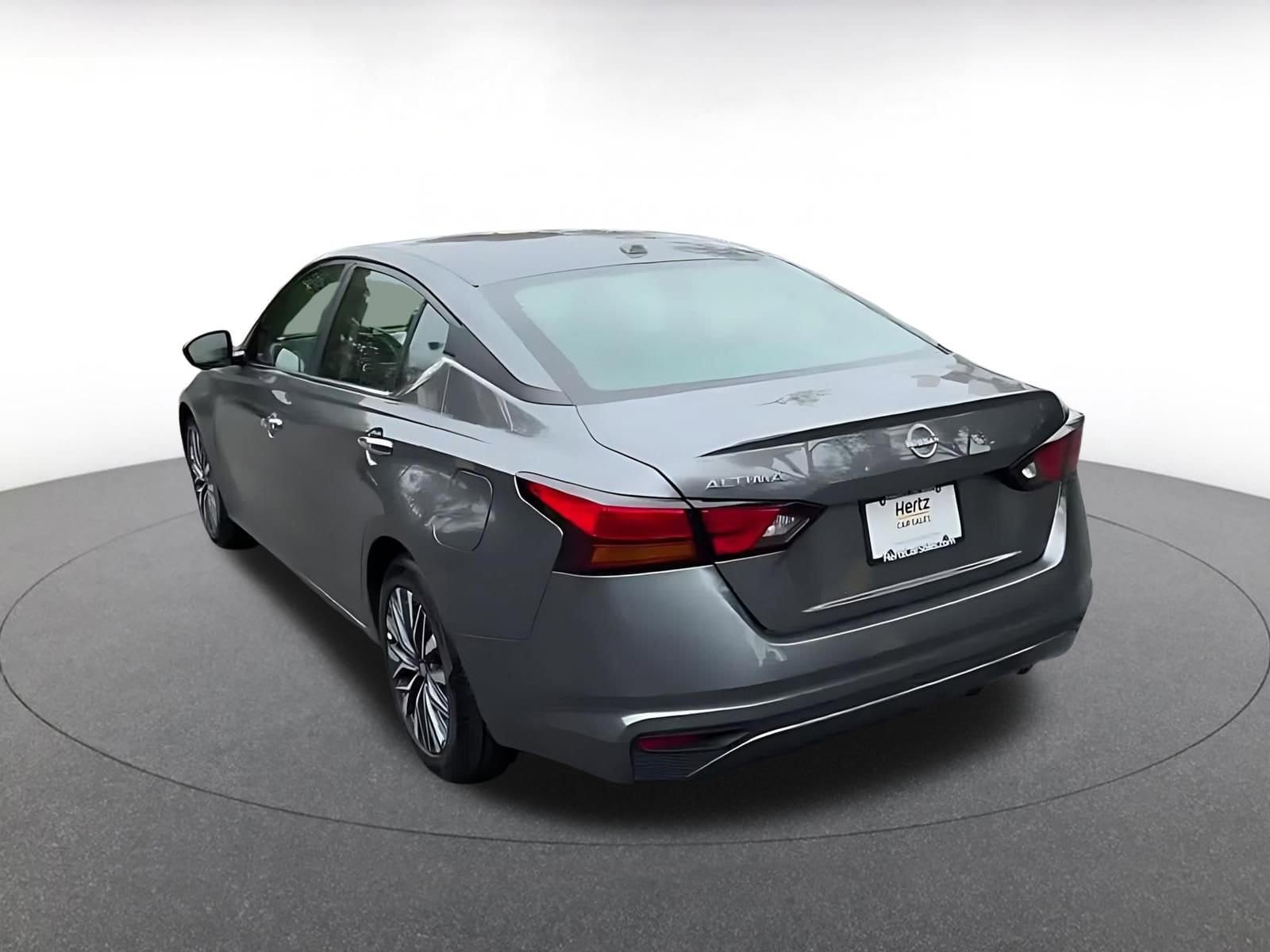 Thumbnail: 2025 Nissan Altima - 11