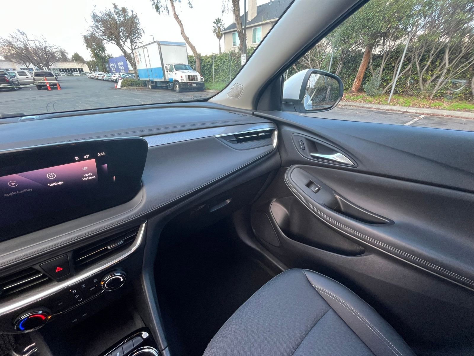 Thumbnail: 2025 Buick Encore GX - 33