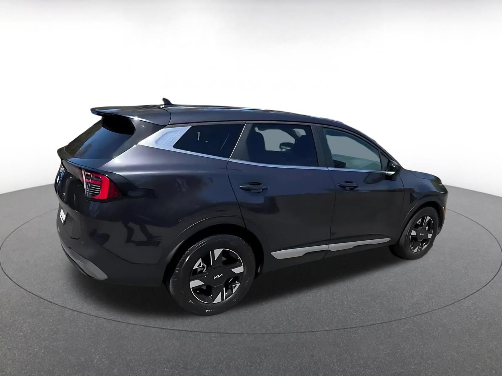 Thumbnail: 2026 Kia Sportage - 15