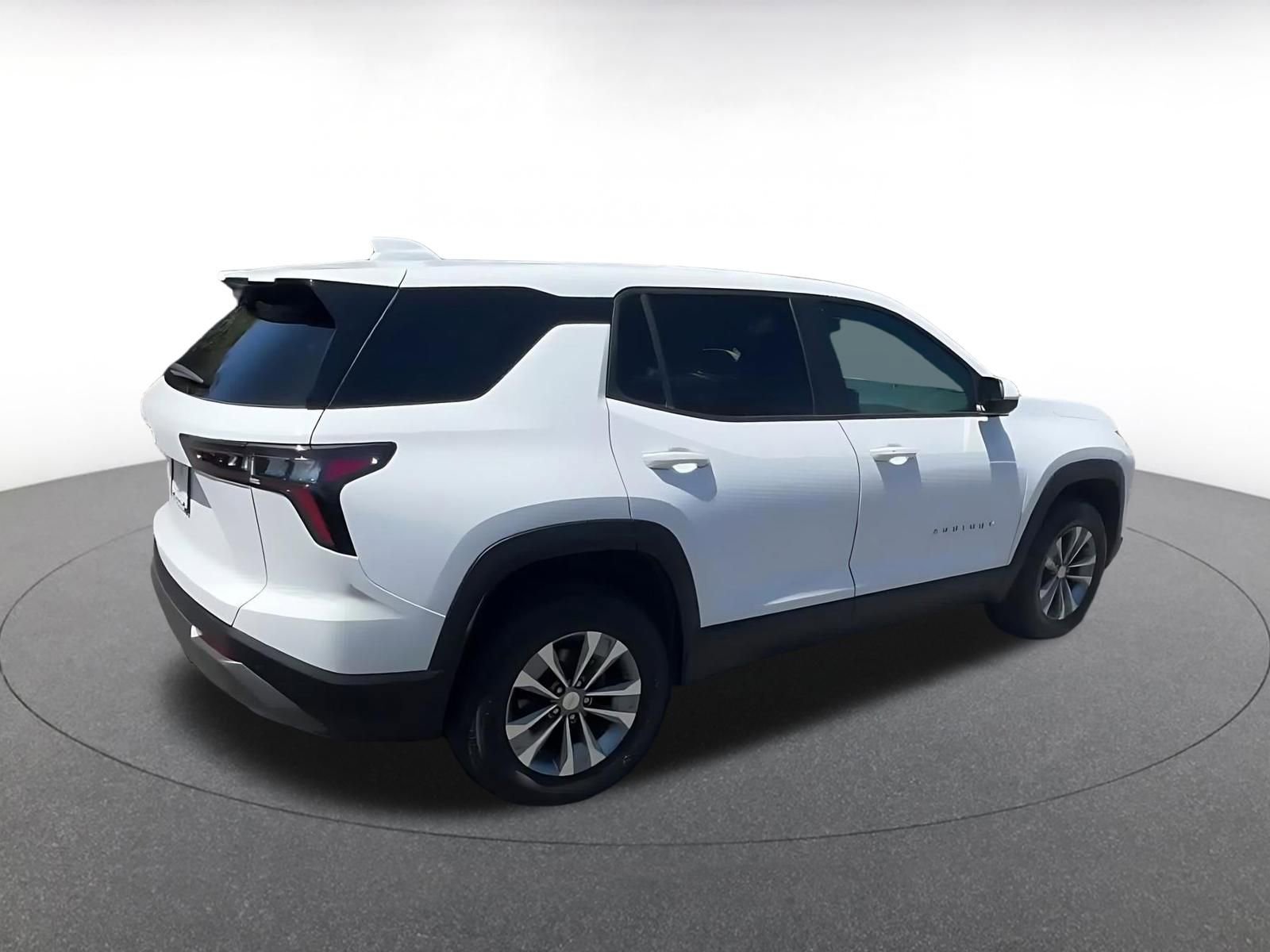 Thumbnail: 2025 Chevrolet Equinox - 15