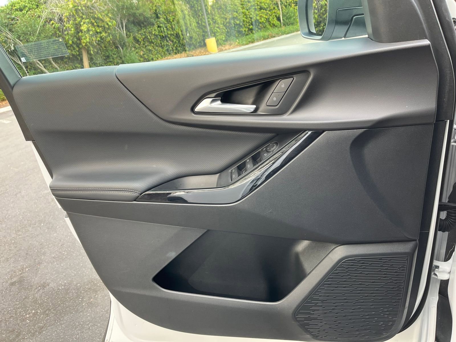 Thumbnail: 2025 Chevrolet Equinox - 20