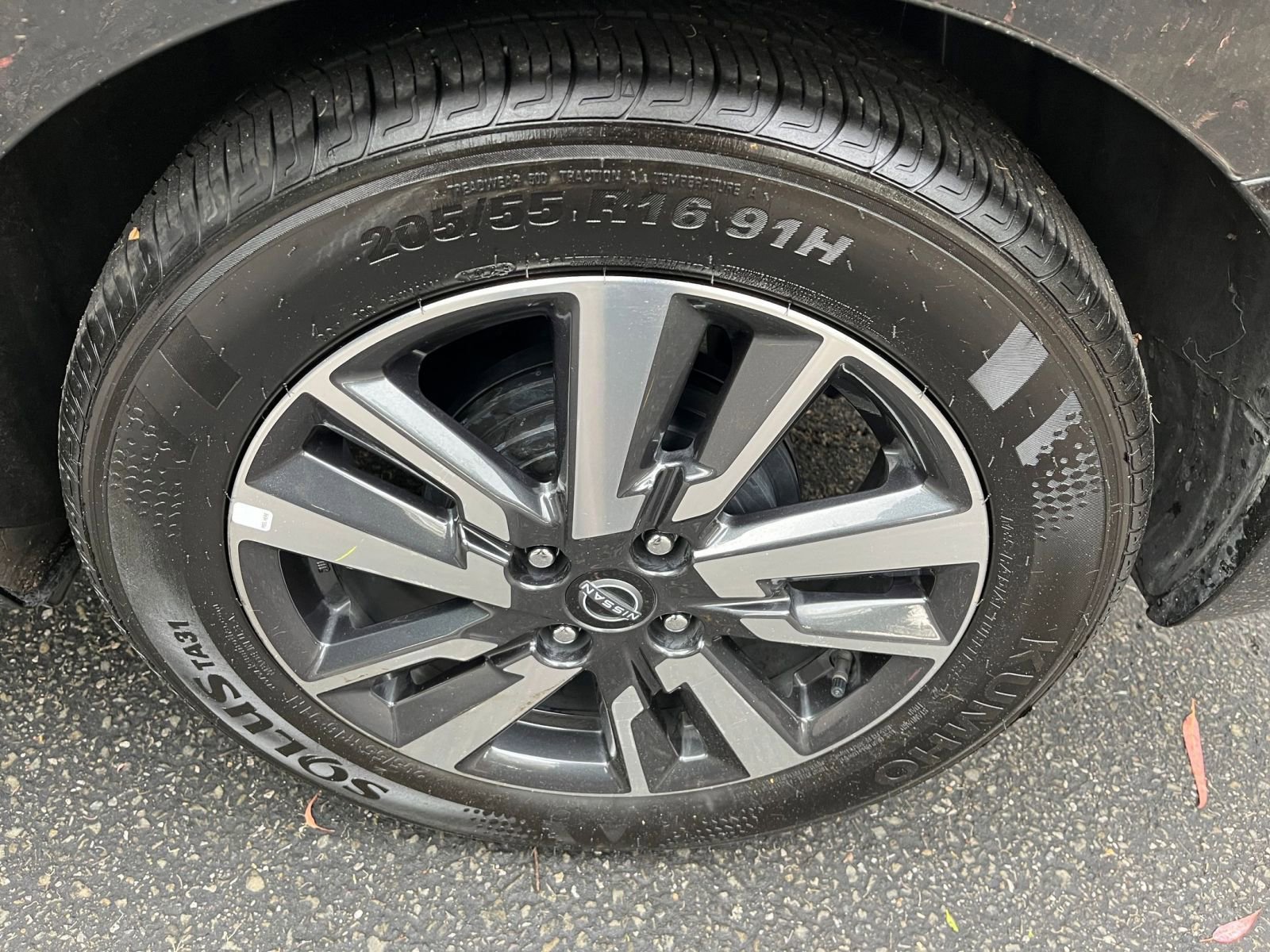 Thumbnail: 2025 Nissan Versa - 28