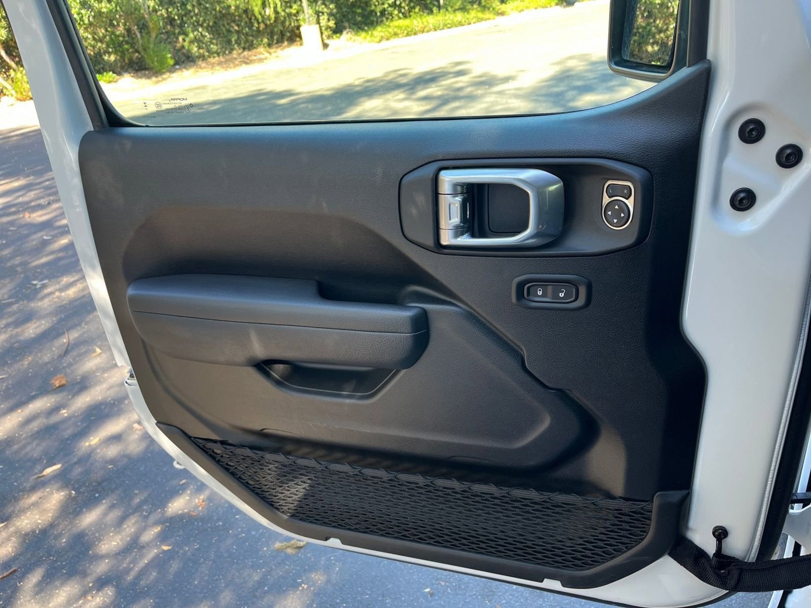 Thumbnail: 2025 Jeep Wrangler - 20