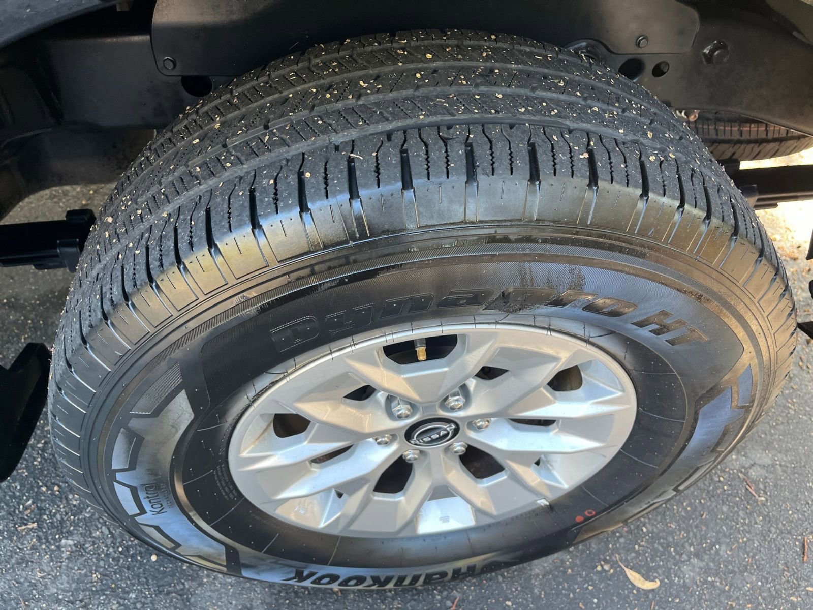 Thumbnail: 2024 Nissan Frontier - 29