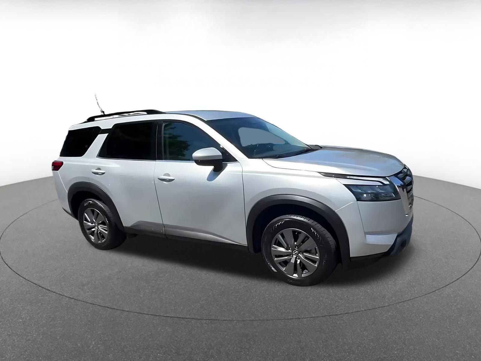 Thumbnail: 2025 Nissan Pathfinder - 2