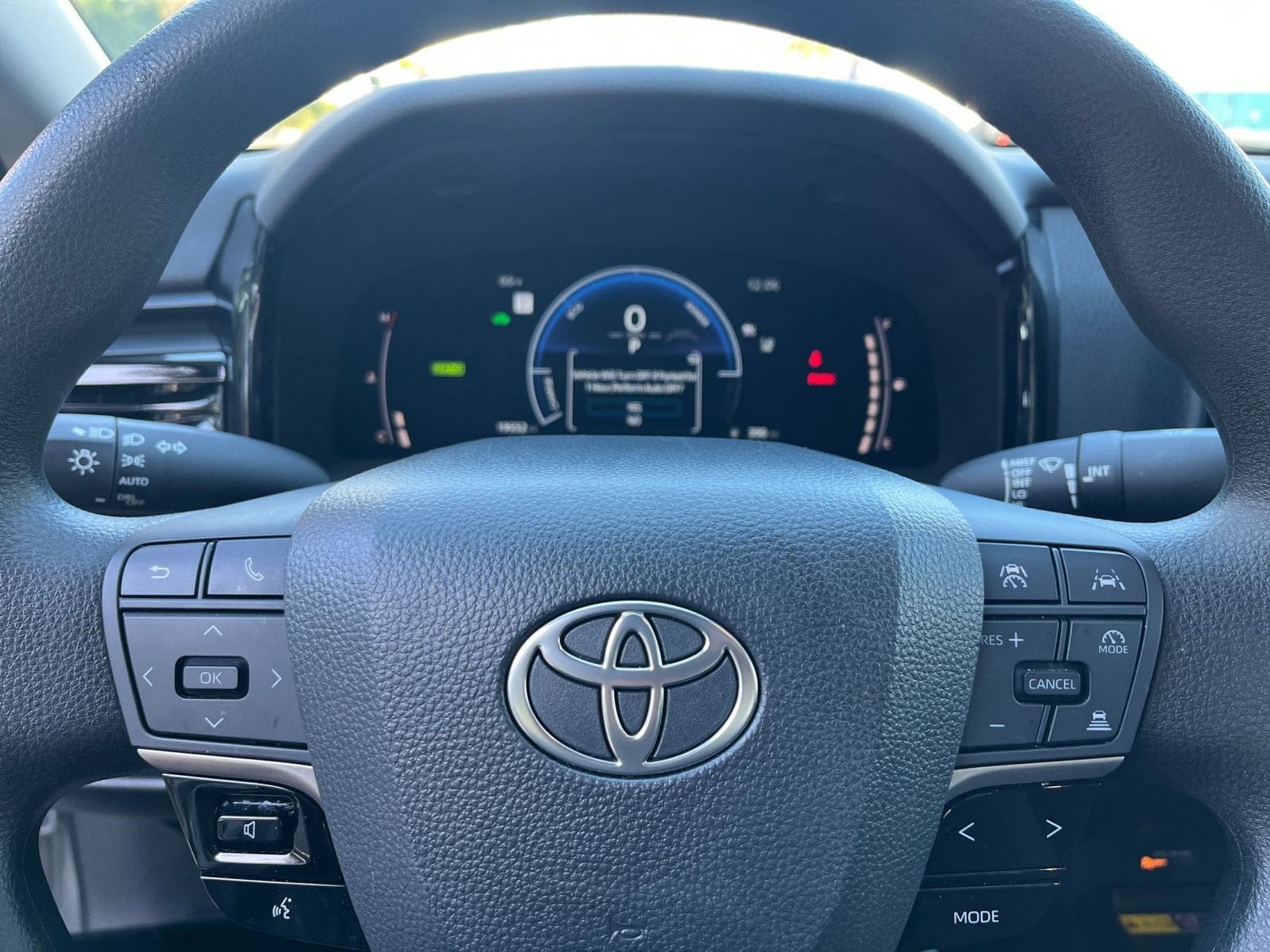 Thumbnail: 2025 Toyota Camry - 27