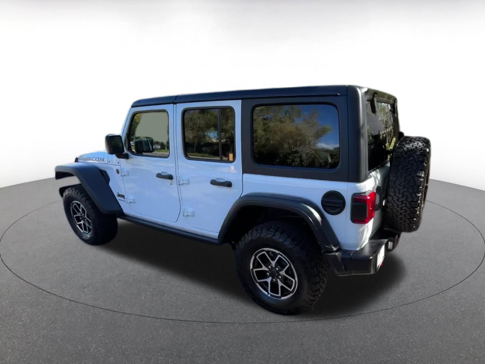 Thumbnail: 2025 Jeep Wrangler - 10