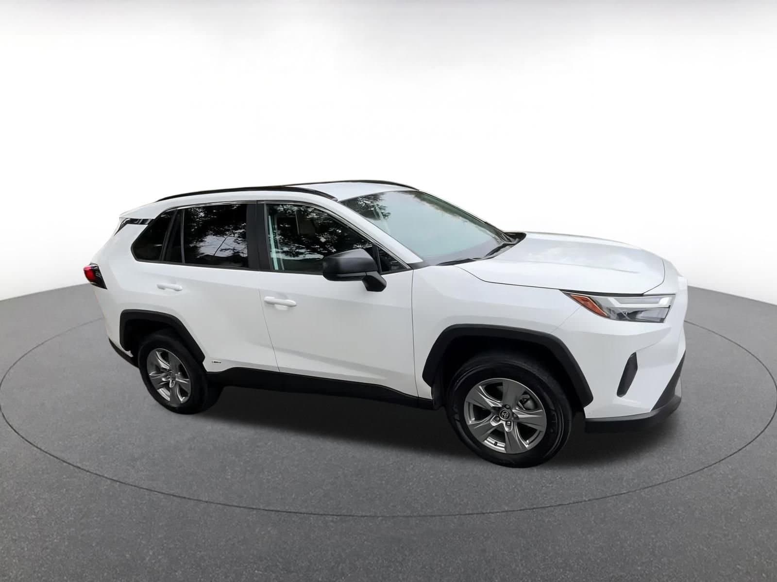 Thumbnail: 2025 Toyota RAV4 - 2