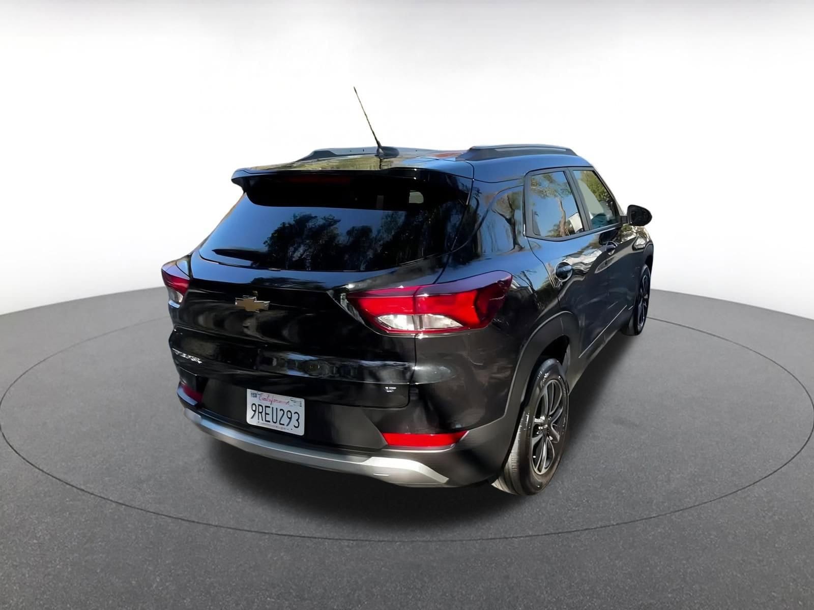 Thumbnail: 2025 Chevrolet TrailBlazer - 14