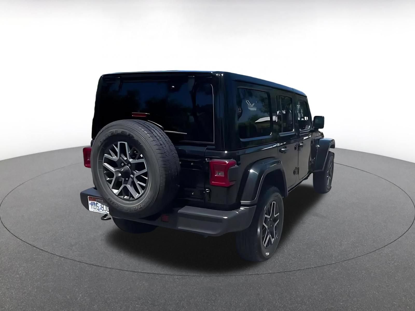 Thumbnail: 2025 Jeep Wrangler - 12