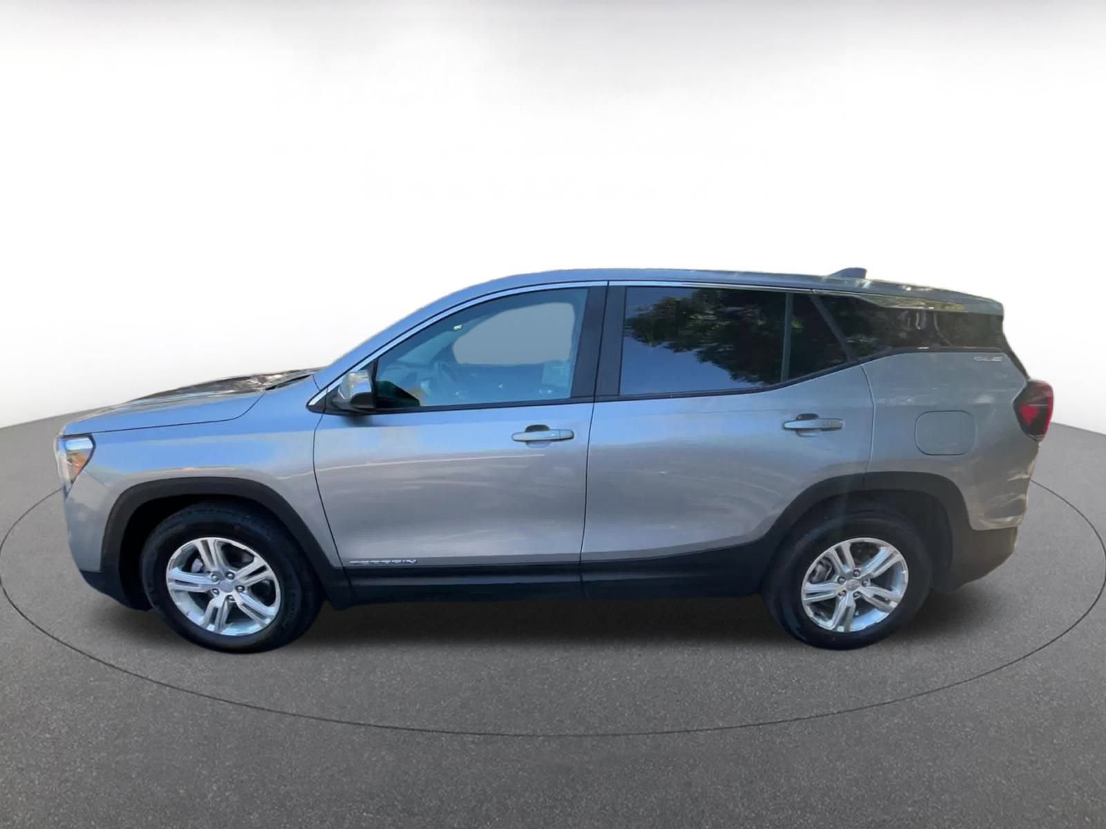 Thumbnail: 2024 GMC Terrain - 9