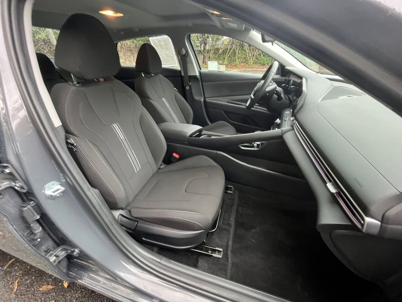 Thumbnail: 2025 Hyundai Elantra - 34