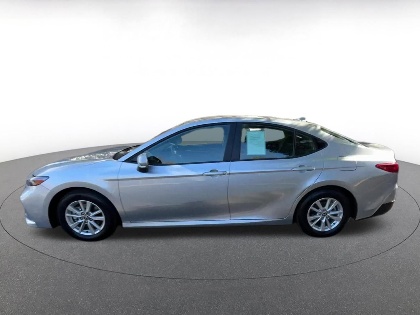 Thumbnail: 2025 Toyota Camry - 9