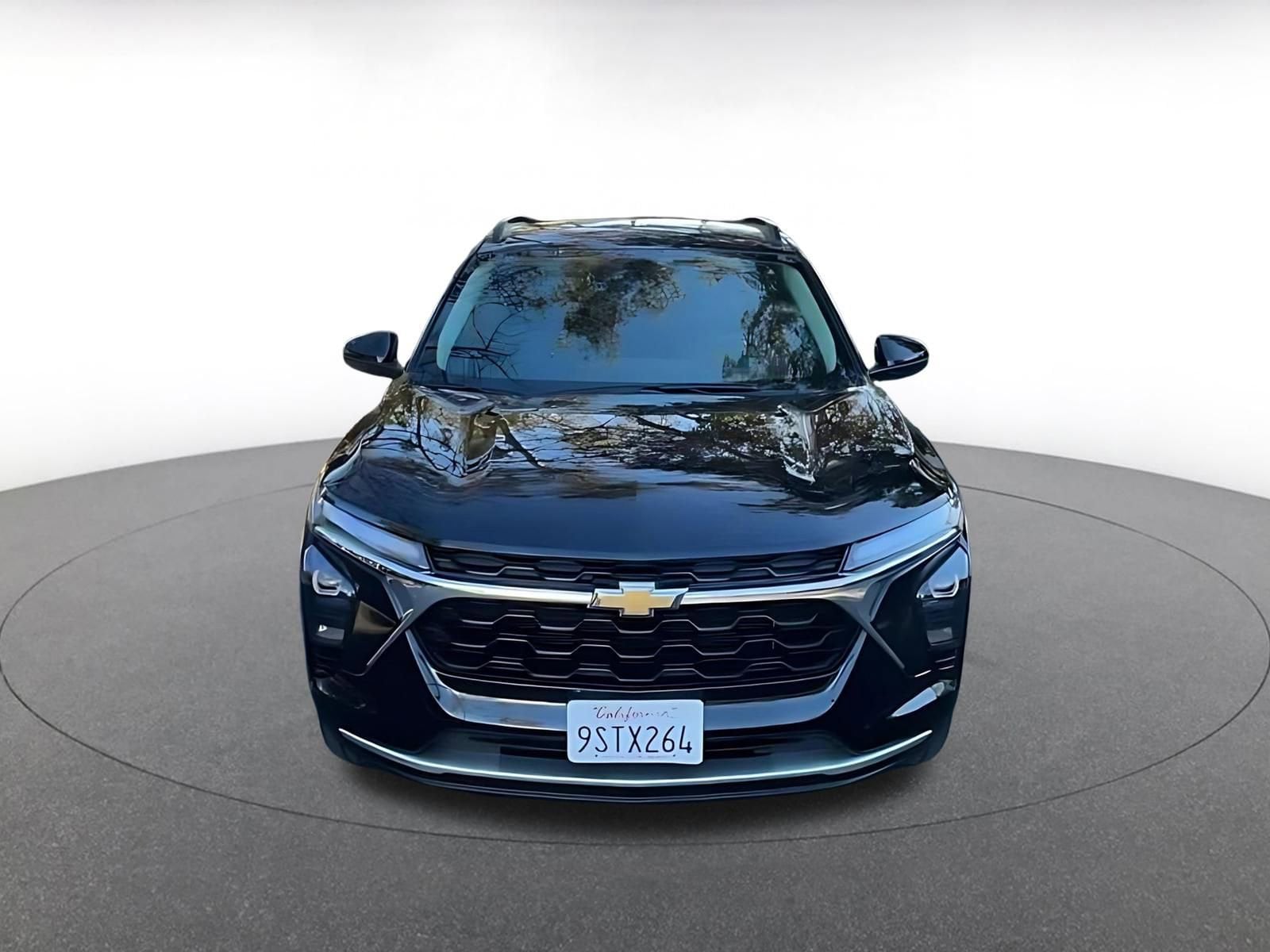 Thumbnail: 2025 Chevrolet Trax - 4