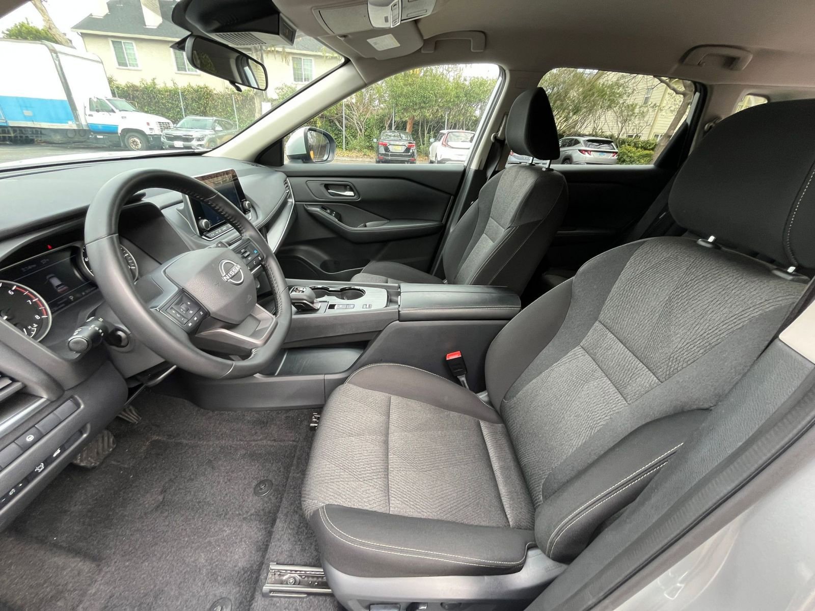 Thumbnail: 2025 Nissan Rogue - 29