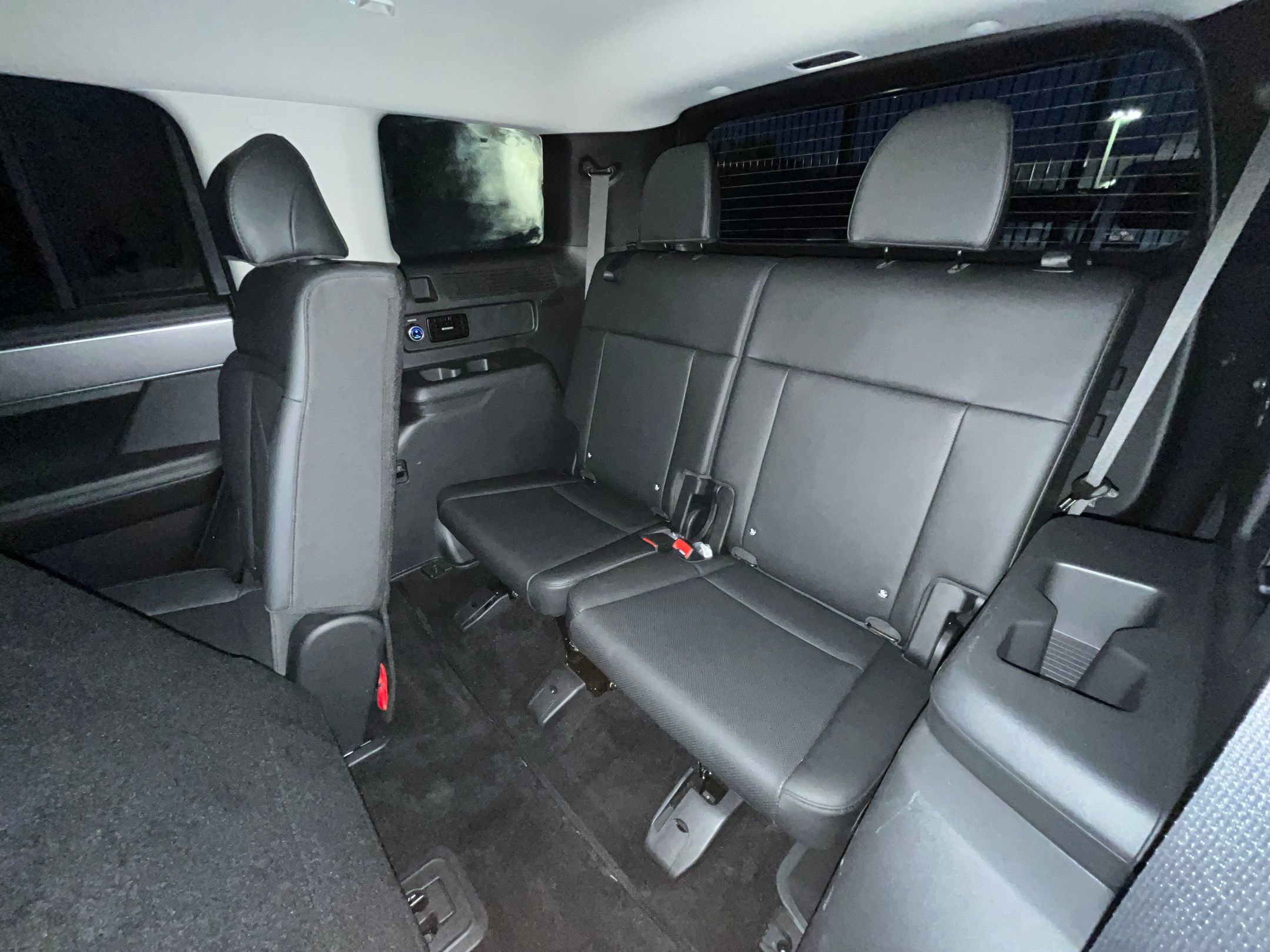 Thumbnail: 2025 Hyundai Santa Fe - 29