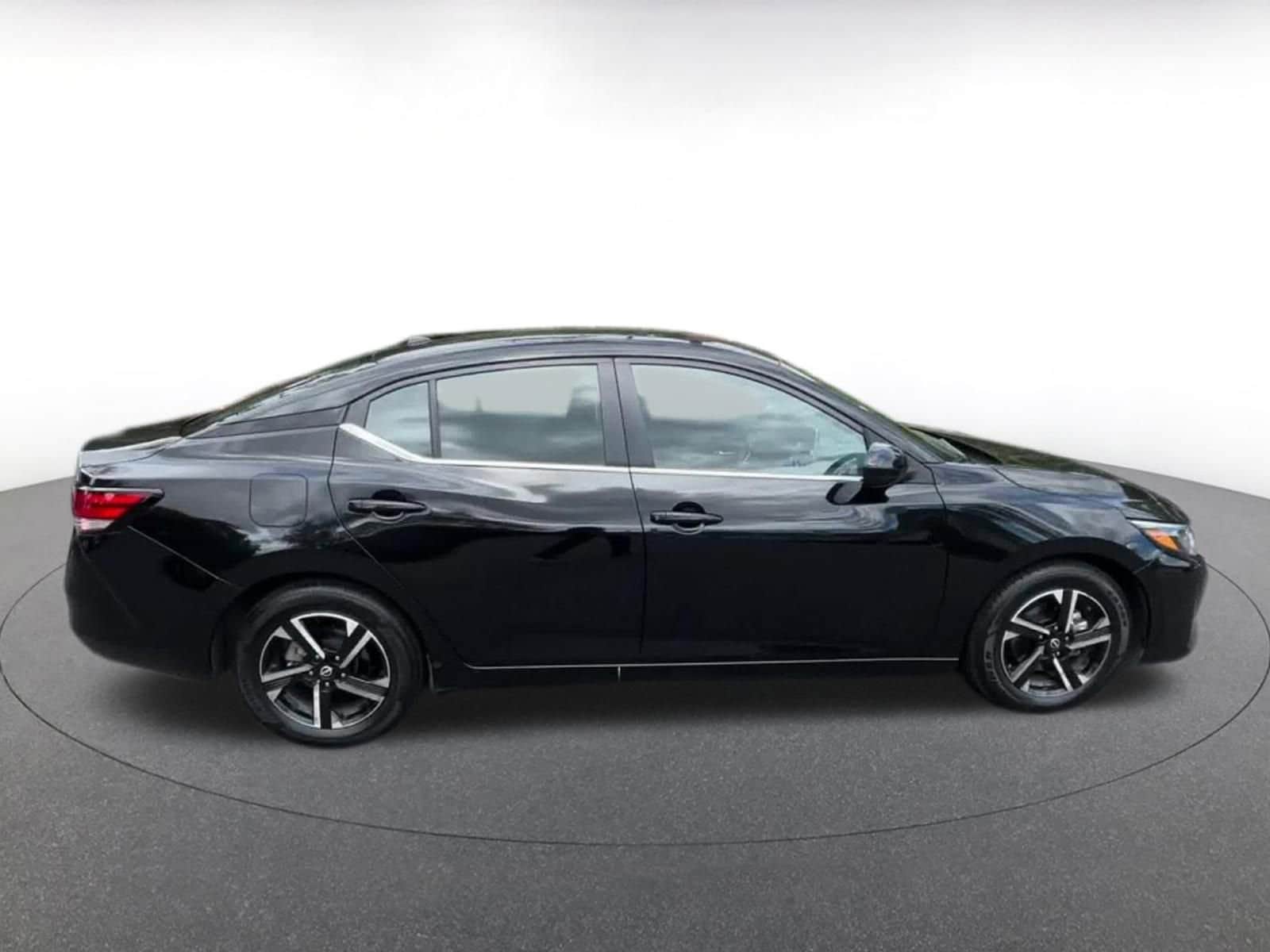 Thumbnail: 2025 Nissan Sentra - 16