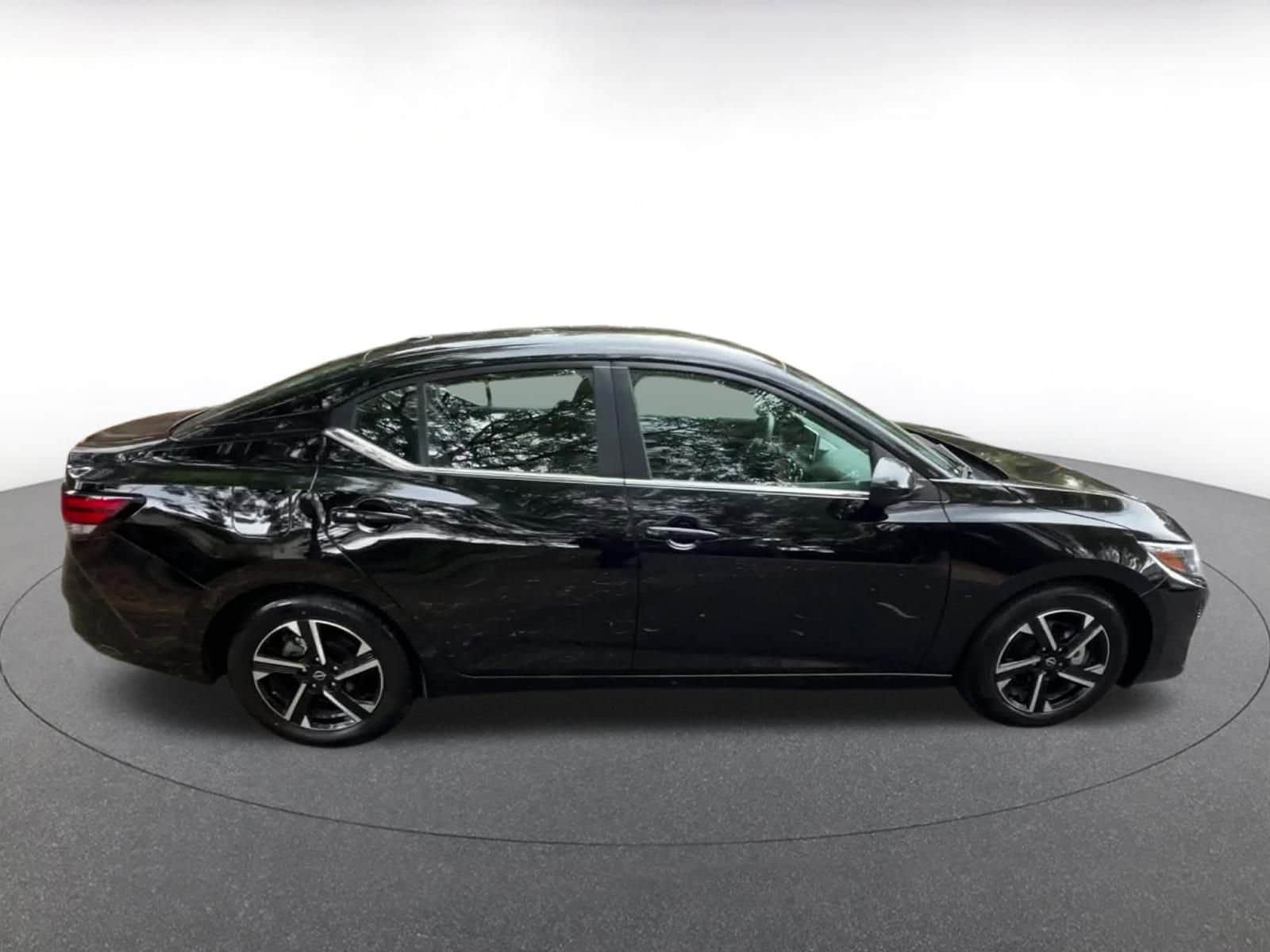 Thumbnail: 2024 Nissan Sentra - 16