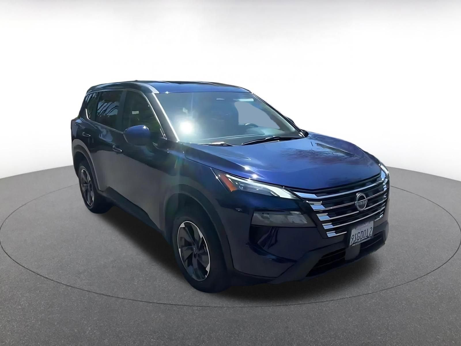 Thumbnail: 2025 Nissan Rogue - 3
