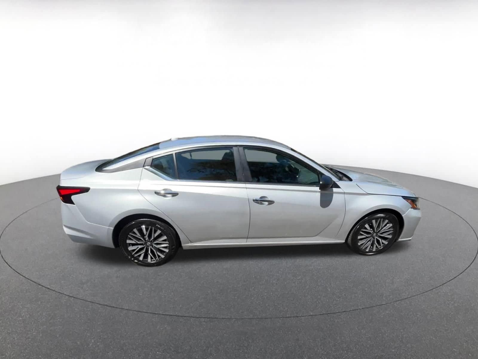 Thumbnail: 2024 Nissan Altima - 13