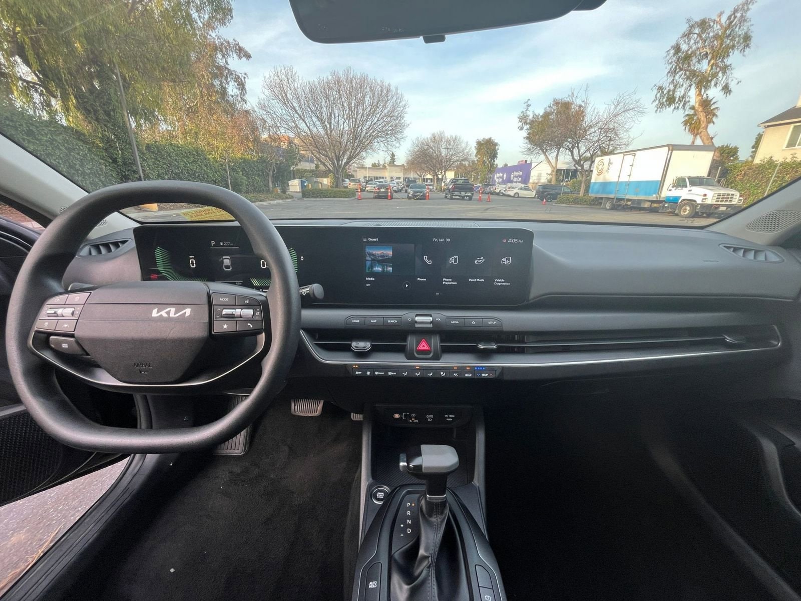 Thumbnail: 2025 Kia K4 - 32