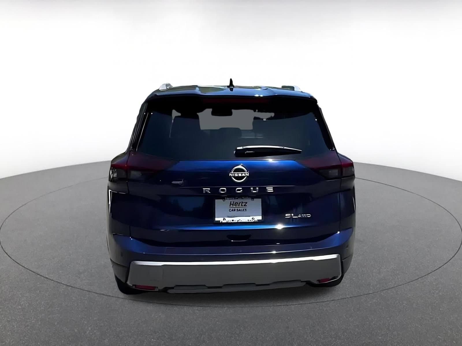 Thumbnail: 2026 Nissan Rogue - 12