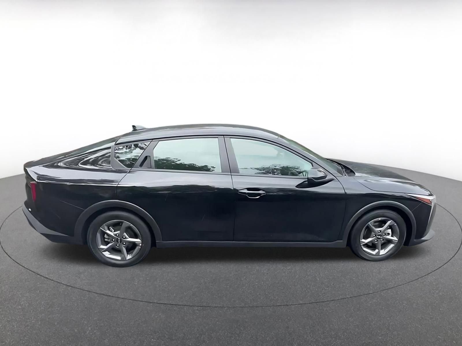 Thumbnail: 2025 Kia K4 - 16
