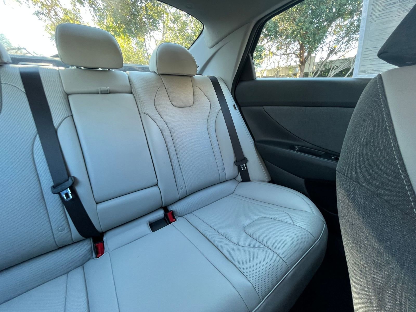 Thumbnail: 2025 Hyundai Elantra - 35