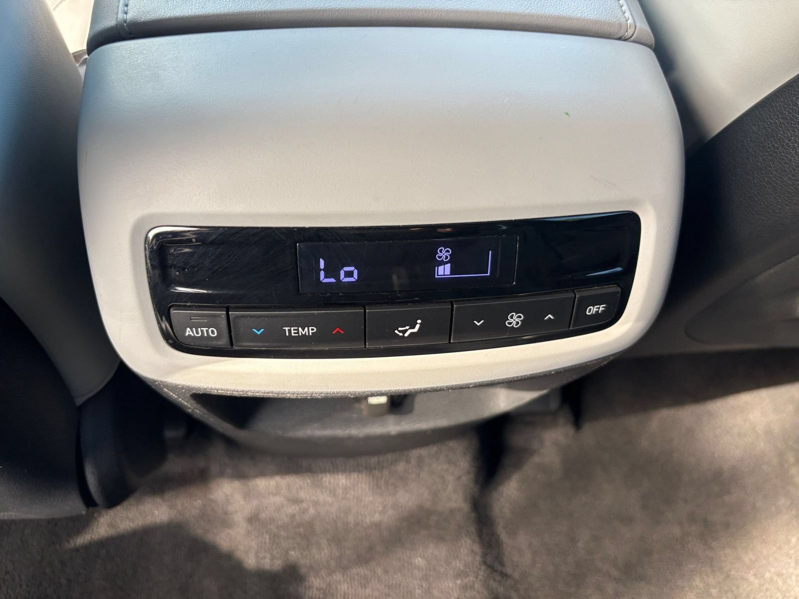 Thumbnail: 2025 Hyundai Palisade - 25