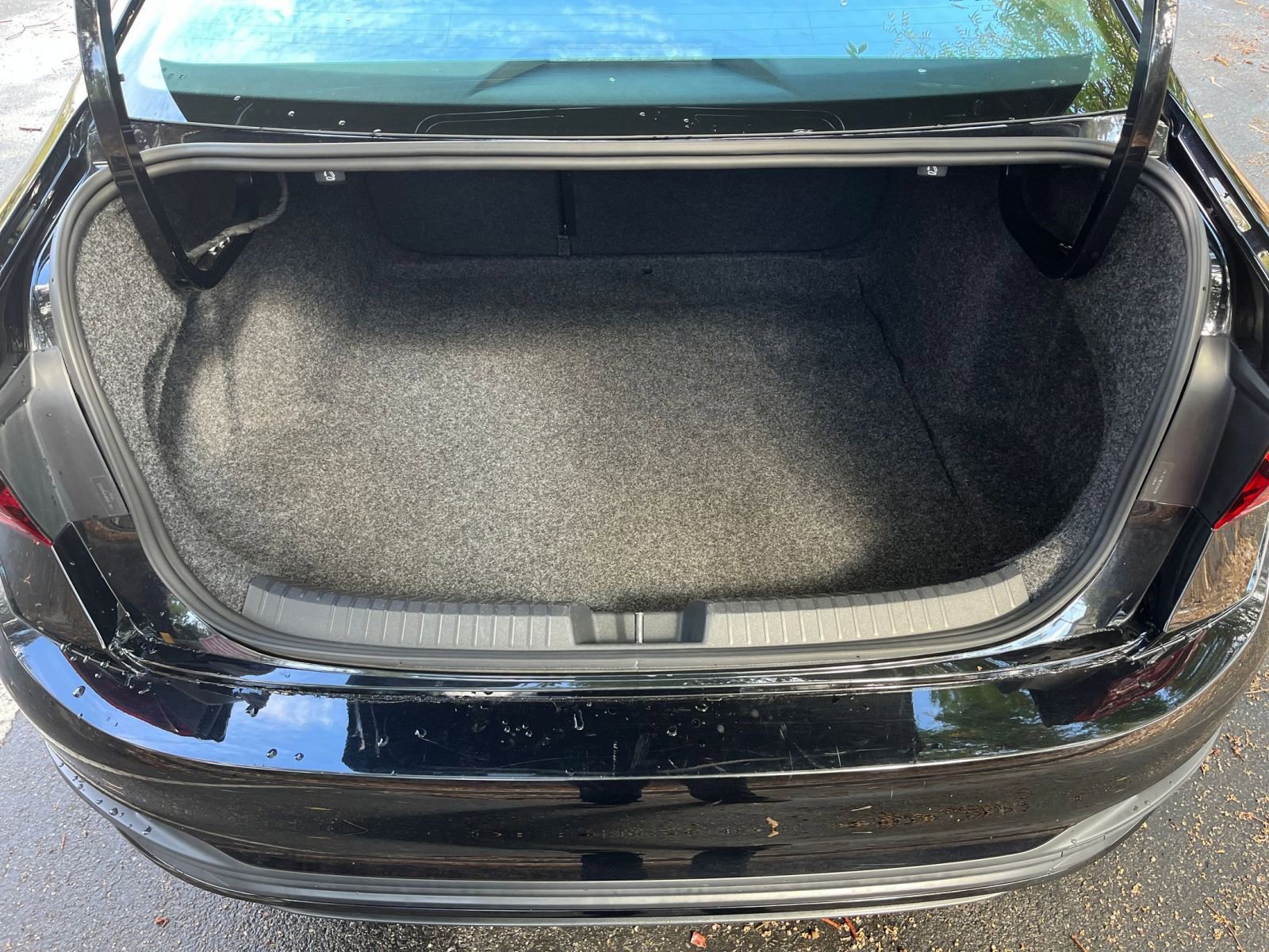 Thumbnail: 2025 Volkswagen Jetta - 30