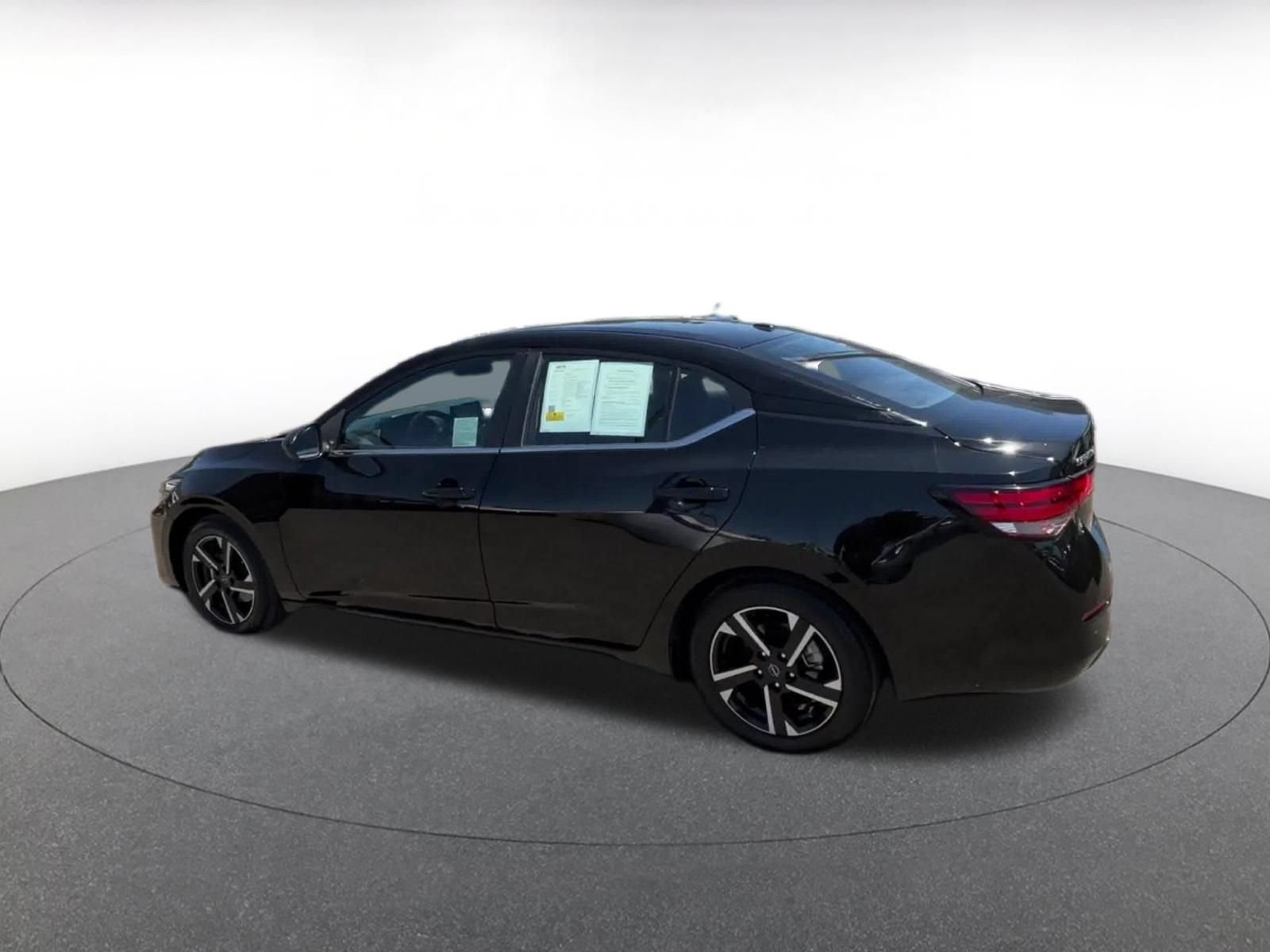 Thumbnail: 2025 Nissan Sentra - 8