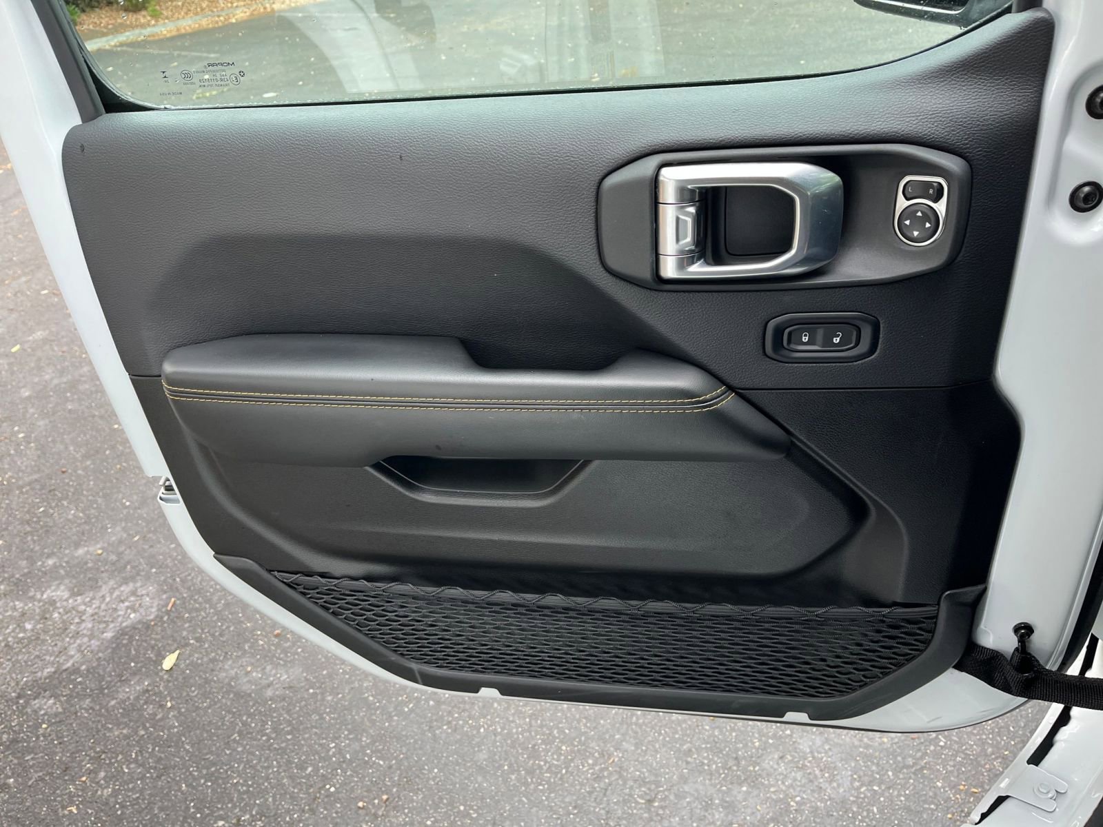 Thumbnail: 2025 Jeep Wrangler - 20