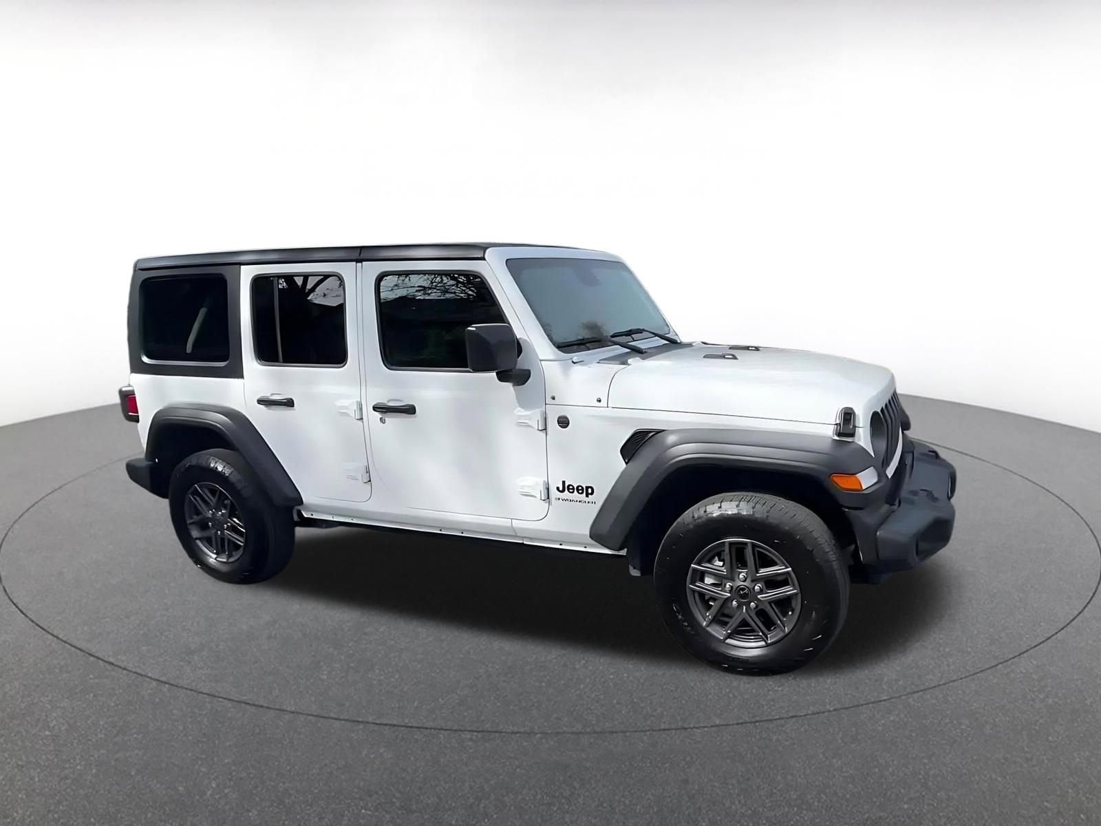 Thumbnail: 2025 Jeep Wrangler - 2