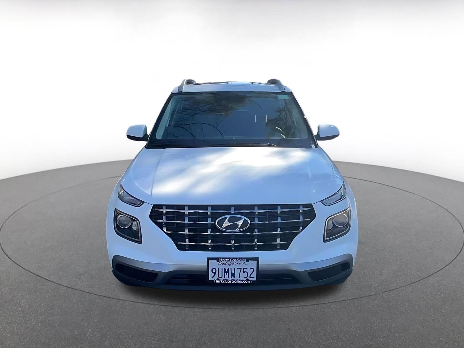 Thumbnail: 2025 Hyundai Venue - 4