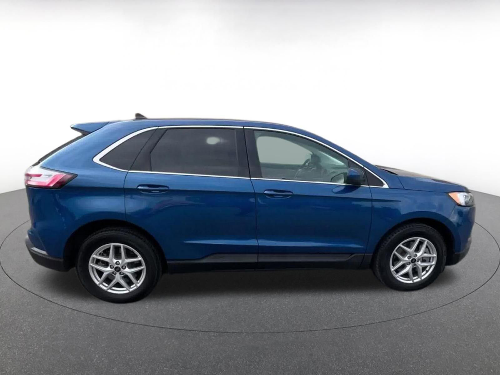 Thumbnail: 2024 Ford Edge - 16